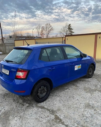 Skoda Fabia cena 24500 przebieg: 270000, rok produkcji 2019 z Katowice małe 121